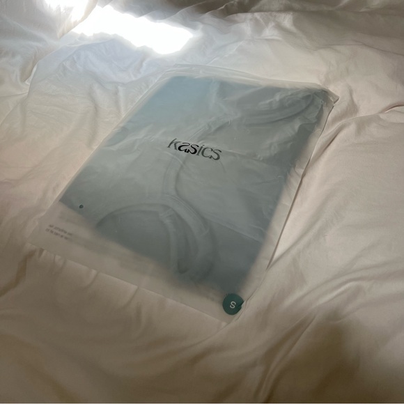 KASICS Ribbed Tank Dress. Brand New With Tag! Size Small - Picture 2 of 8